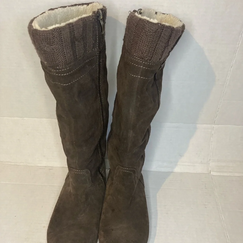 Bjorndal Woman Brown Suede Knee-High 'Stylish Boots Size 8